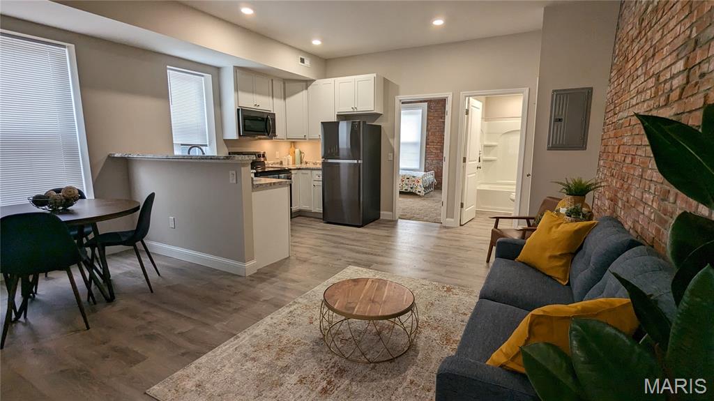 Russells Add 02 - Residential Income