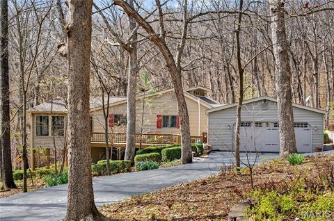 Photo of 19463 Babler Forest Road, Chesterfield, MO 63005 (MLS # 26014441)