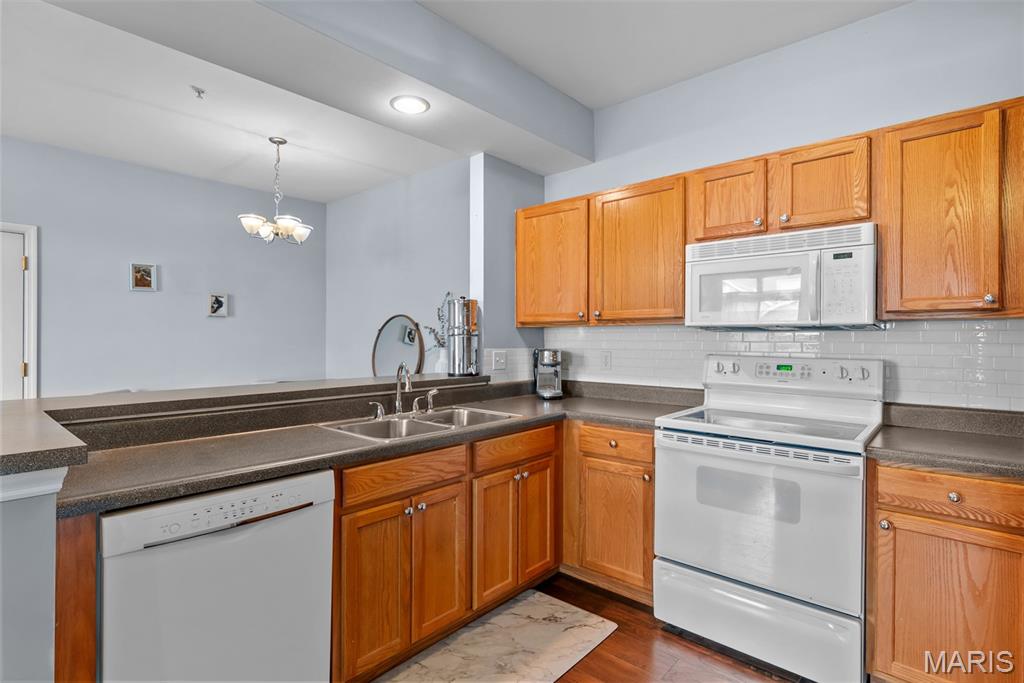 Gardens At South Oaks Condo - Residential