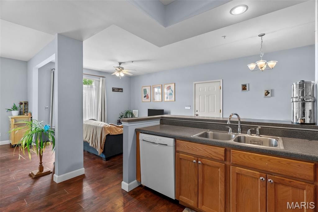 Gardens At South Oaks Condo - Residential