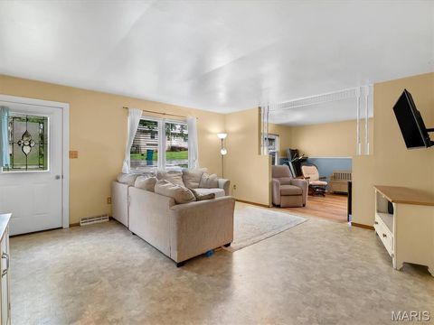 Tiny photo for 530 Crest Street, St Clair, MO 63077 (MLS # 26030425)