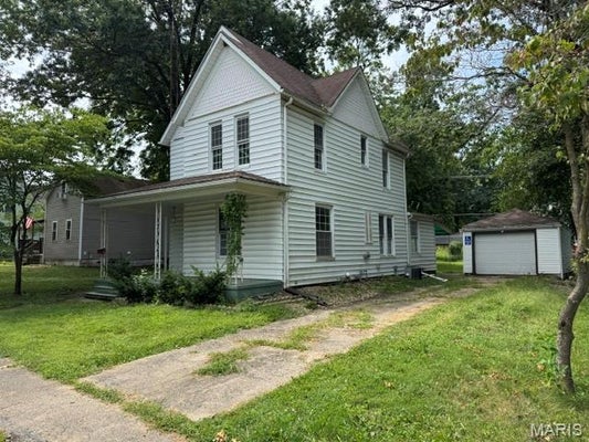 210 S ELM ST, NOKOMIS, IL 62075 - Image ebab8b92e5331ccc6b8bcd5473392839/3476017033