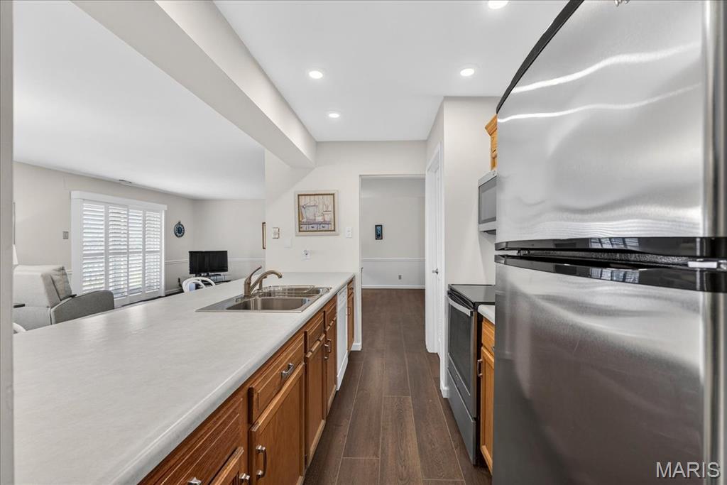 Suncrest Condo Ph Four - Residential