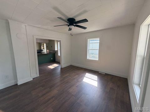 Tiny photo for 1308 E Oak Street, Dexter, MO 63841 (MLS # 26030554)