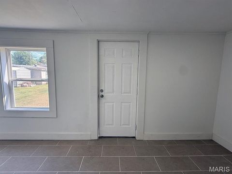 Tiny photo for 1308 E Oak Street, Dexter, MO 63841 (MLS # 26030554)