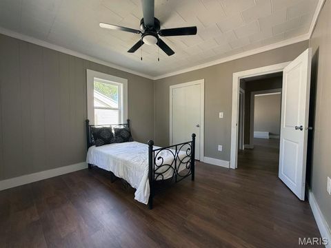 Tiny photo for 1308 E Oak Street, Dexter, MO 63841 (MLS # 26030554)