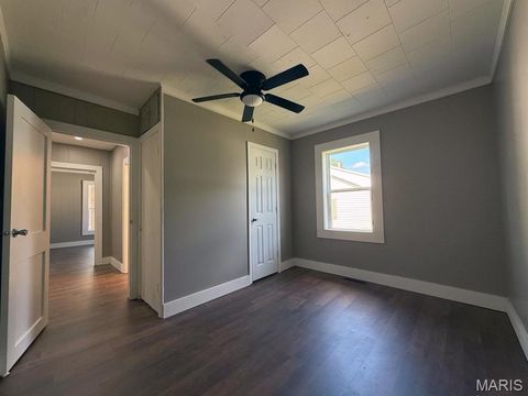 Tiny photo for 1308 E Oak Street, Dexter, MO 63841 (MLS # 26030554)