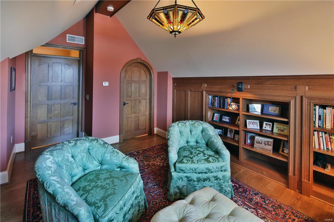 Forest Court Commons - Residential