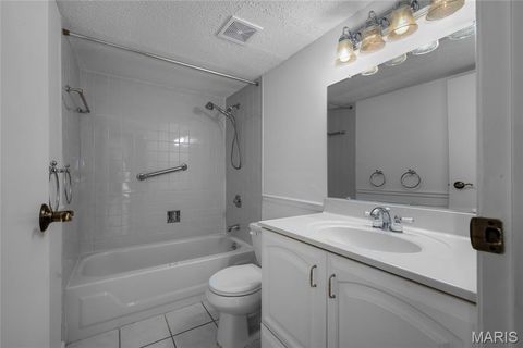 Tiny photo for 572 Coeur De Royale Drive #107, Creve Coeur, MO 63141 (MLS # 26013913)