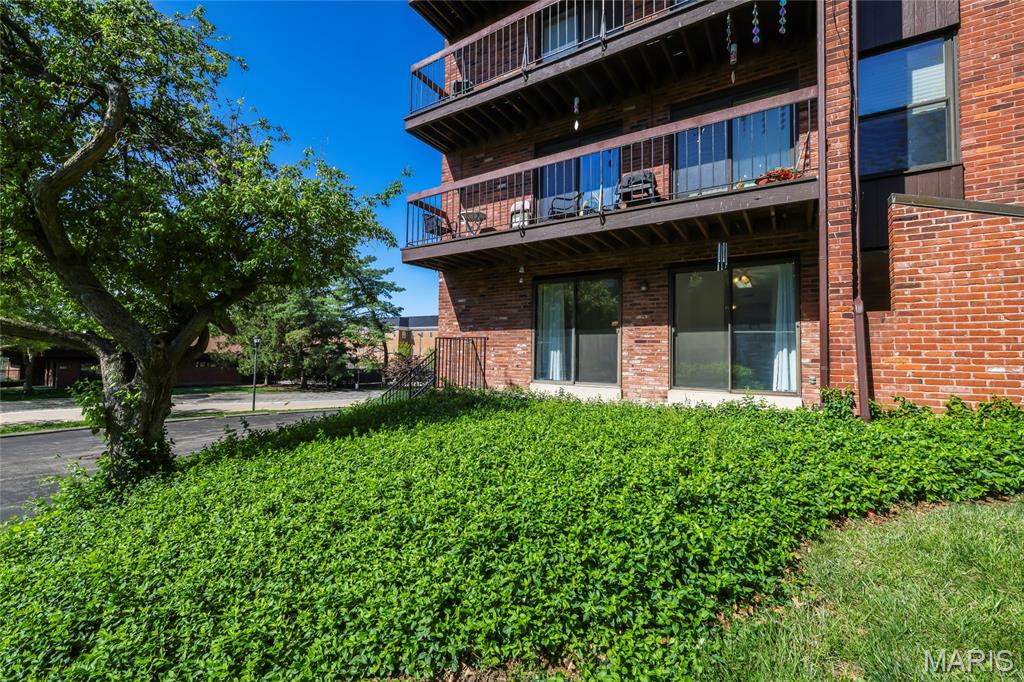Coeur De Royale Condo - Residential