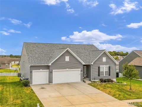 Tiny photo for 440 Rocky Mountain Drive, Troy, MO 63379 (MLS # 26061748)