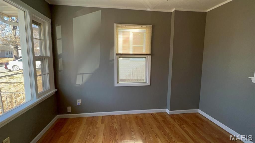 Photo of 3212 W Tennyson Avenue, St Louis, MO 63114 (MLS # 26013577)