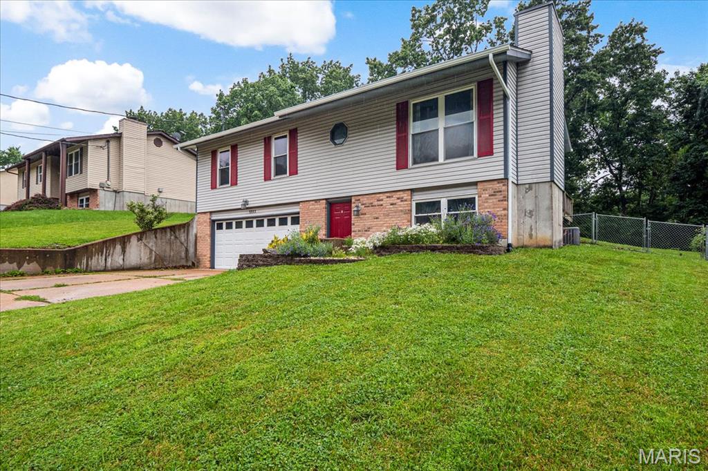 5553 Oak Pointe Drive