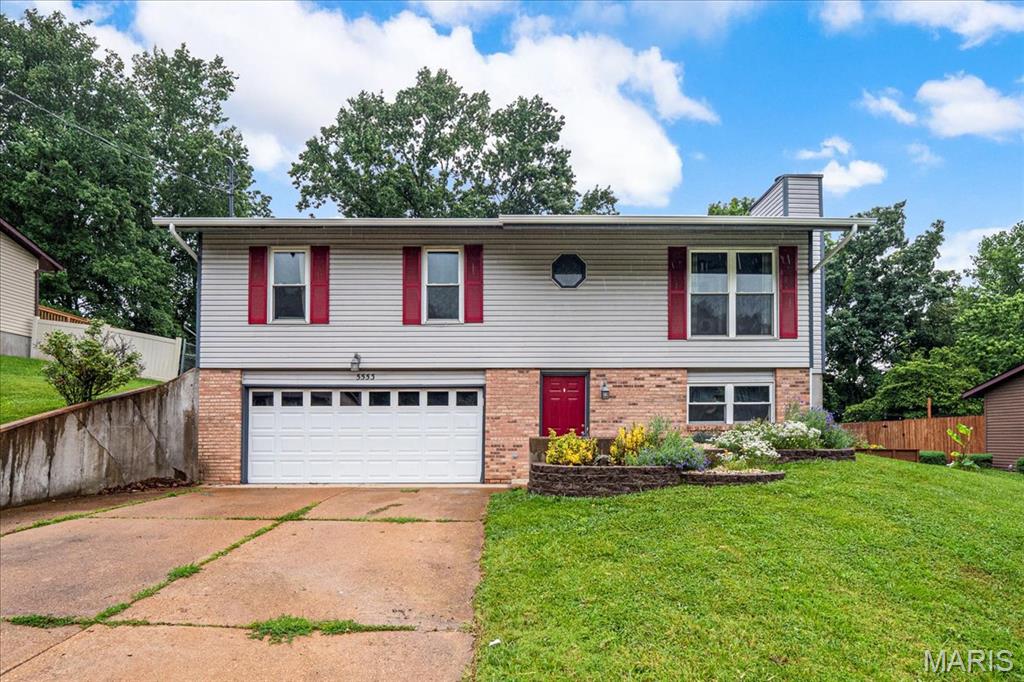 5553 Oak Pointe Drive