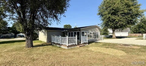 Tiny photo for 1406 W Main Street, Bowling Green, MO 63334 (MLS # 26058286)
