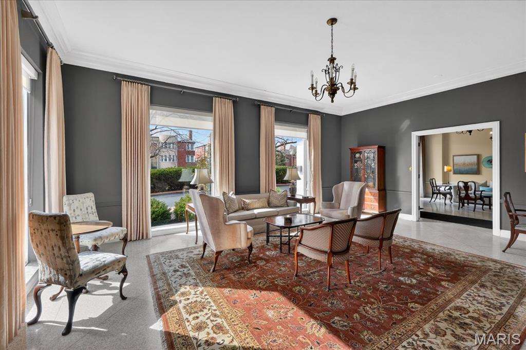 Hanley Towers Apts Condo - Residential