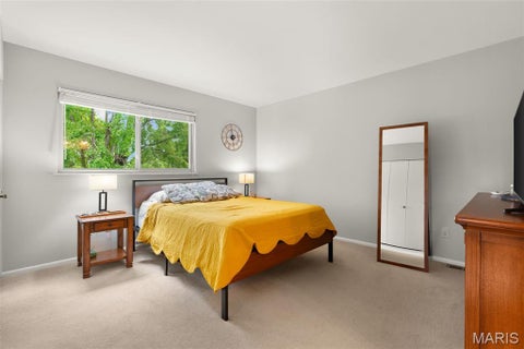 Tiny photo for 1 Buckingham Drive, Washington, MO 63090 (MLS # 26058606)