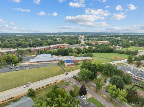 Tiny photo for 1 Buckingham Drive, Washington, MO 63090 (MLS # 26058606)