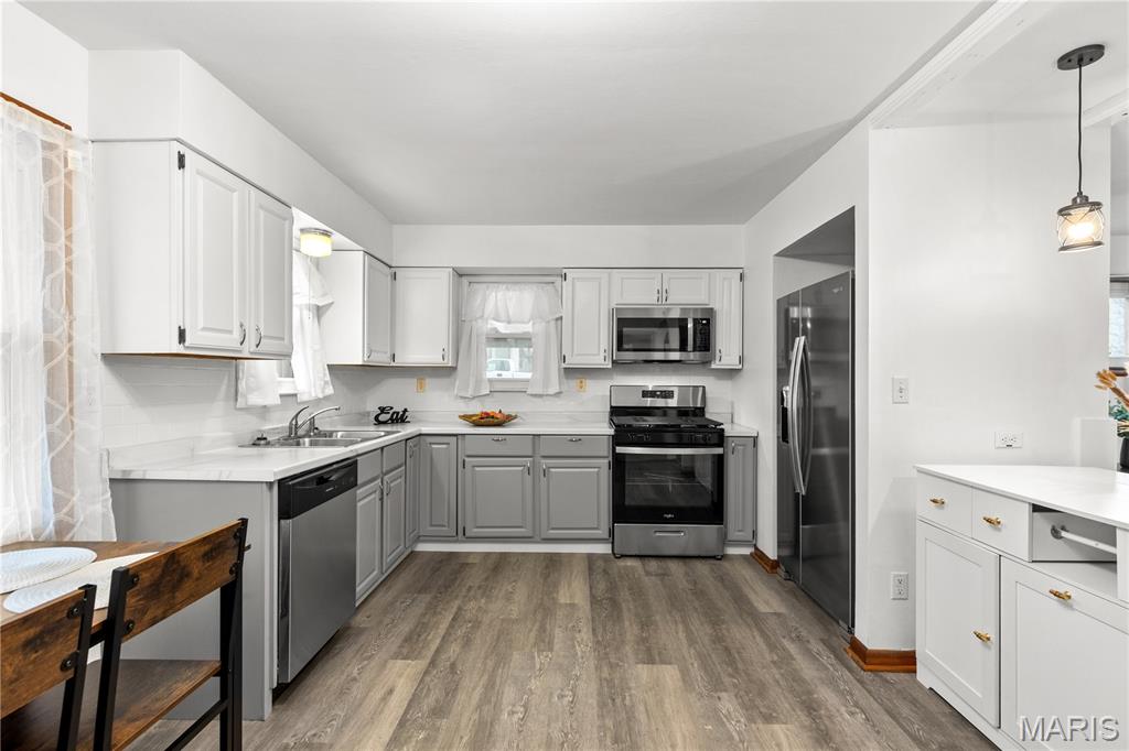 Florissant Road Terrace - Residential