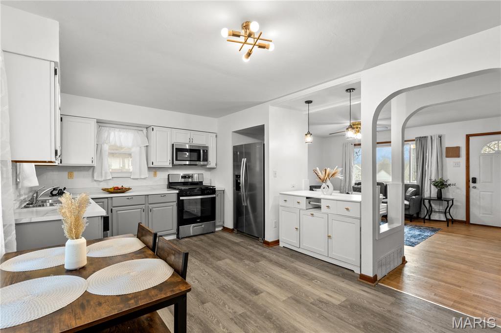 Florissant Road Terrace - Residential