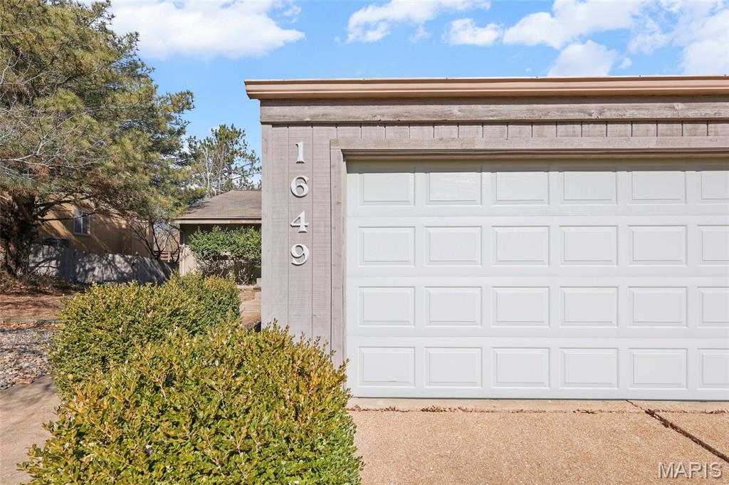 Country Lane Woods Ii 6 - Residential