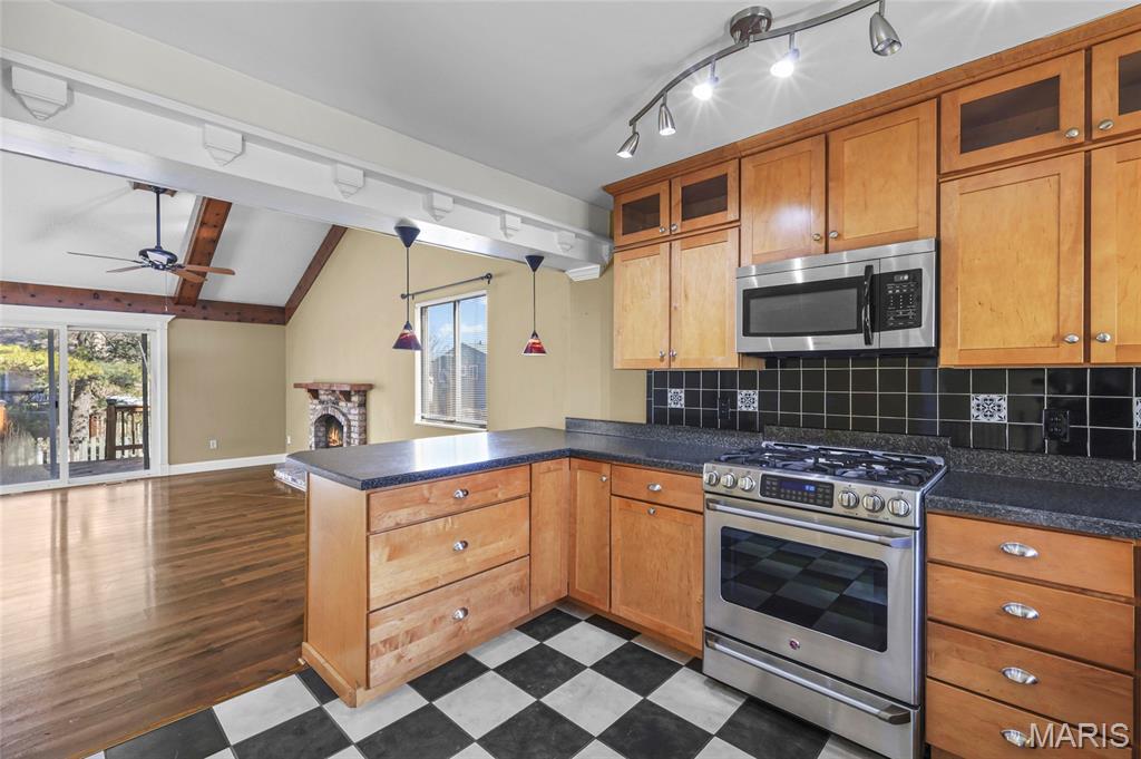 Country Lane Woods Ii 6 - Residential