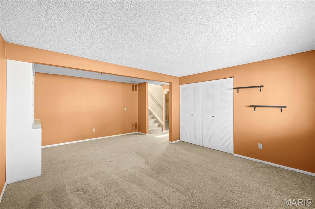 Country Lane Woods Ii 6 - Residential