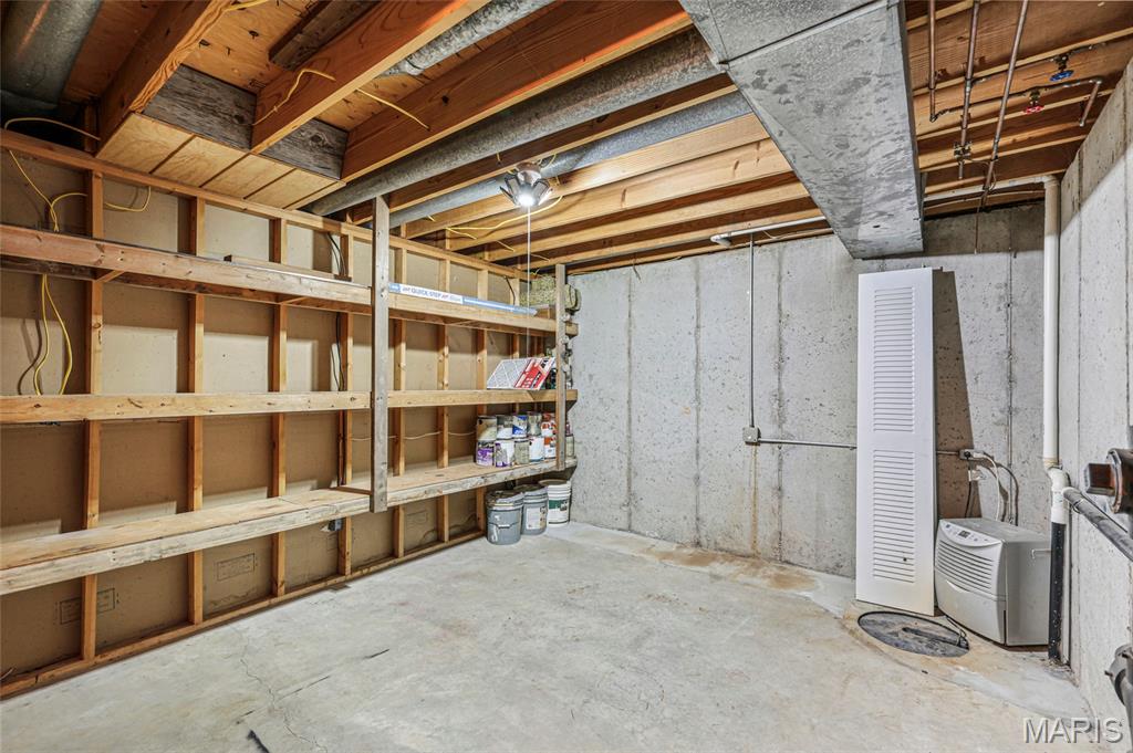 Country Lane Woods Ii 6 - Residential