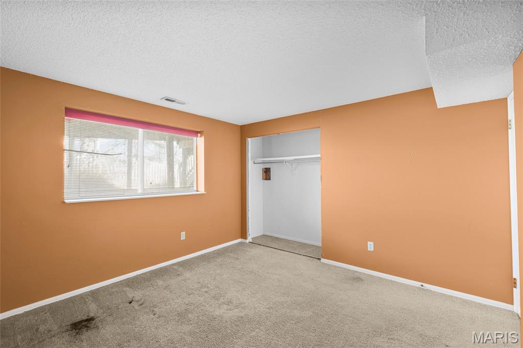 Country Lane Woods Ii 6 - Residential