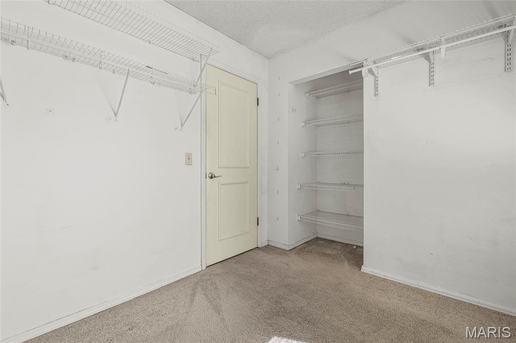 Country Lane Woods Ii 6 - Residential