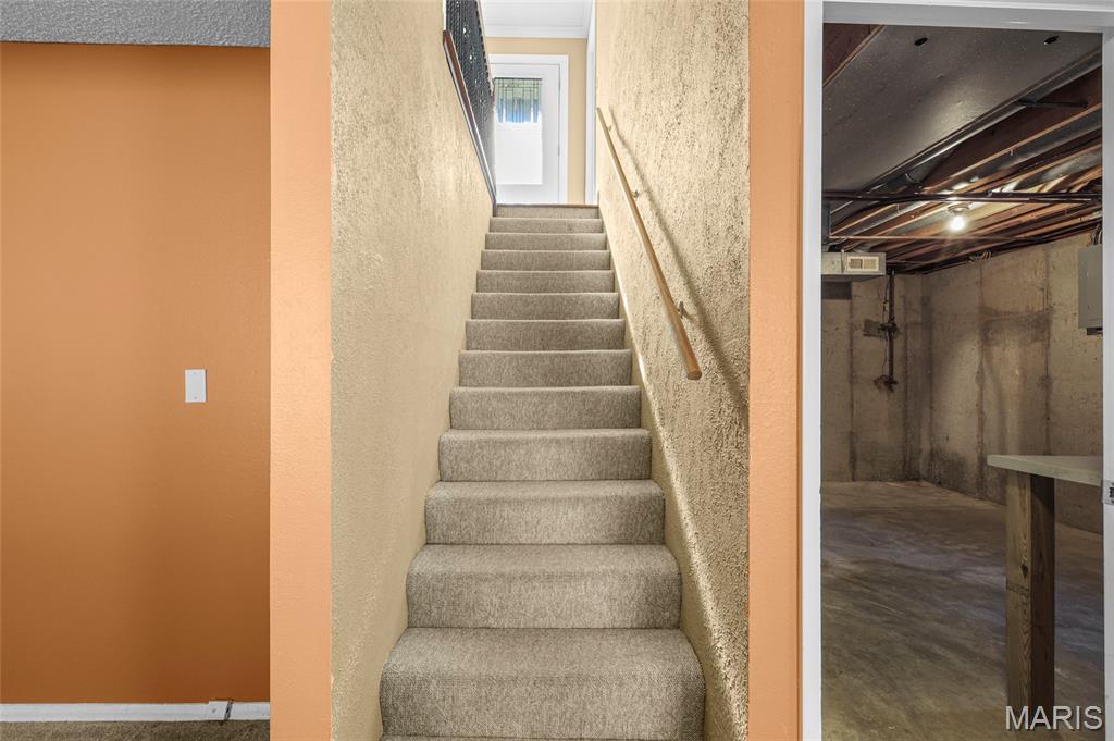 Country Lane Woods Ii 6 - Residential