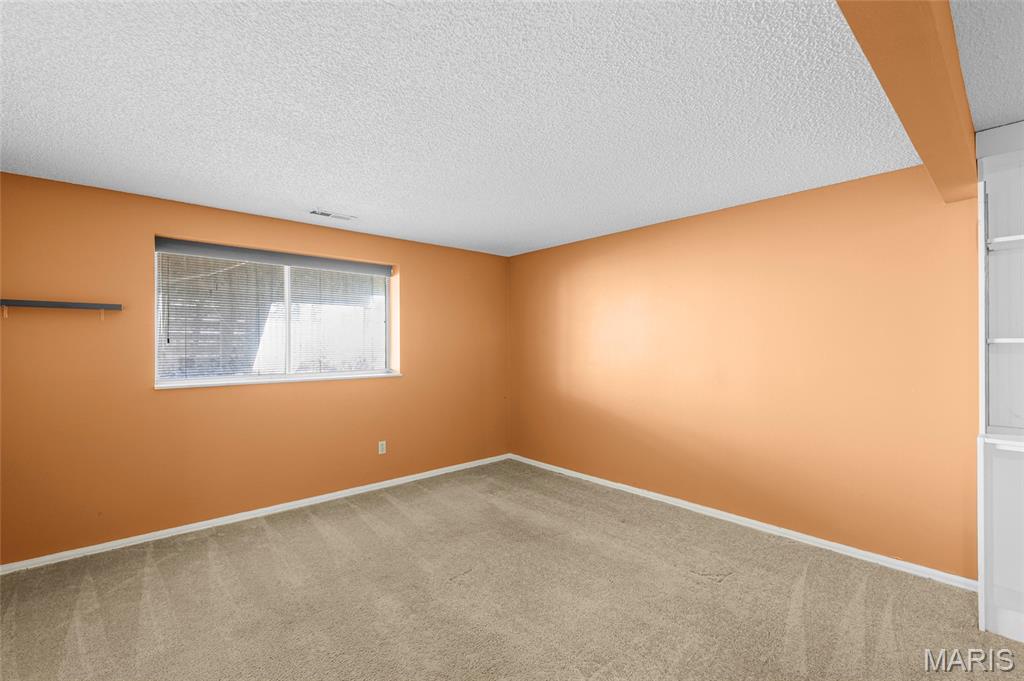 Country Lane Woods Ii 6 - Residential