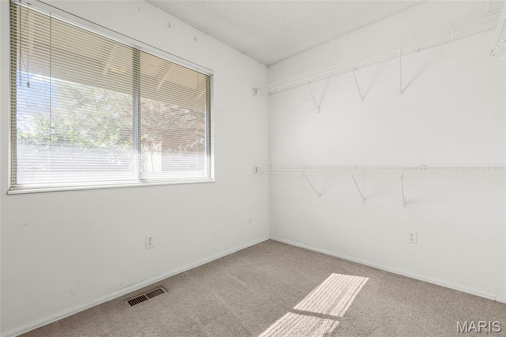 Country Lane Woods Ii 6 - Residential