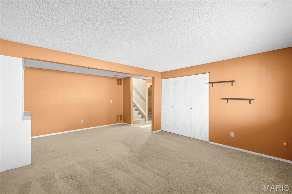 Country Lane Woods Ii 6 - Residential