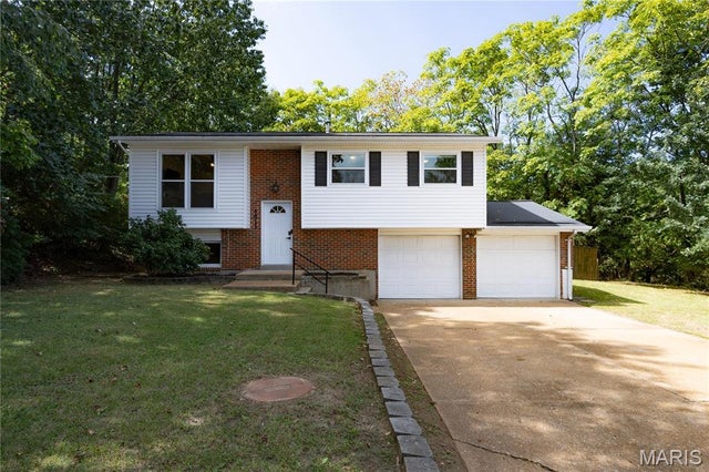 5015 Country Ridge Drive