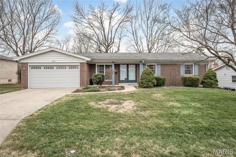2909 Cypress Drive St Charles MO 63301