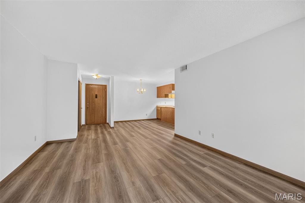 1440 Heritage Landing 201
