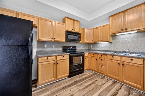 Tiny photo for 6 Monarch Trace Court #103, Chesterfield, MO 63017 (MLS # 26045247)