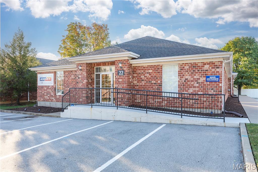 Richmond Center - Commercial Lease