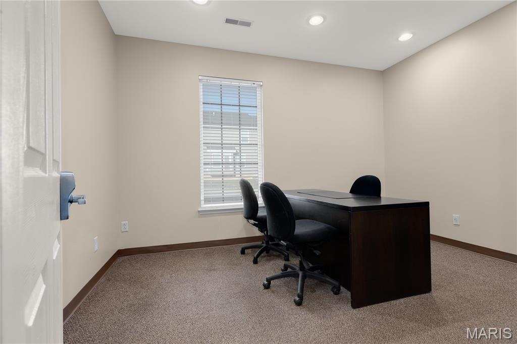 Richmond Center - Commercial Lease