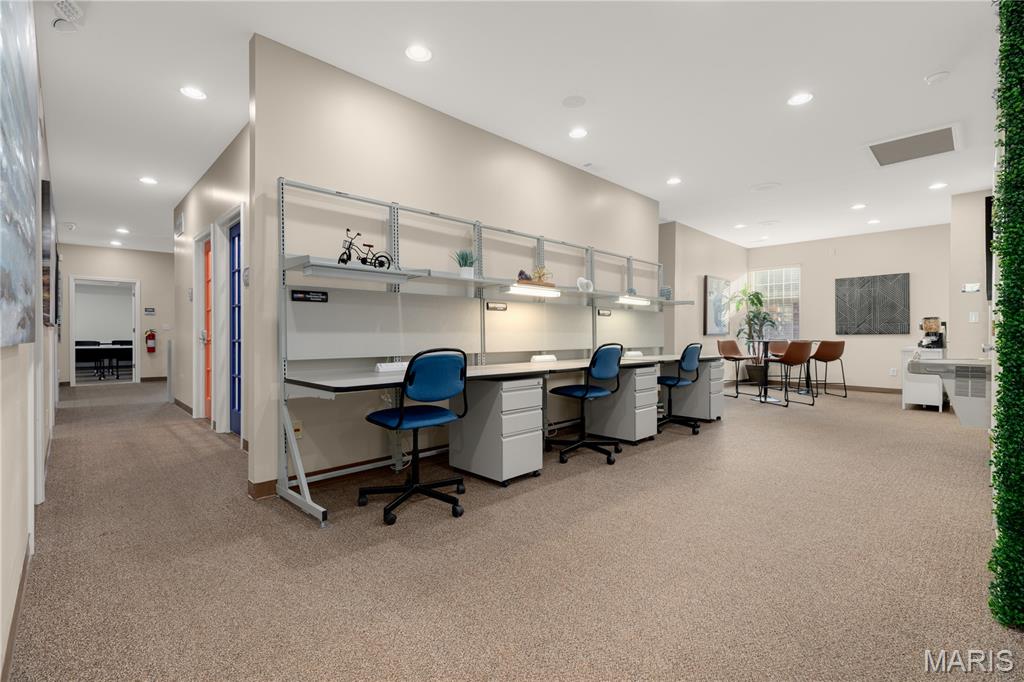 Richmond Center - Commercial Lease