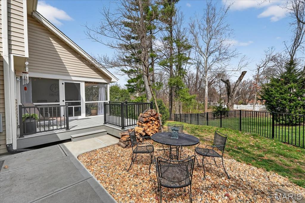 Clarkson Woods 1 - Residential