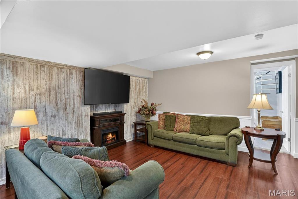 Clarkson Woods 1 - Residential