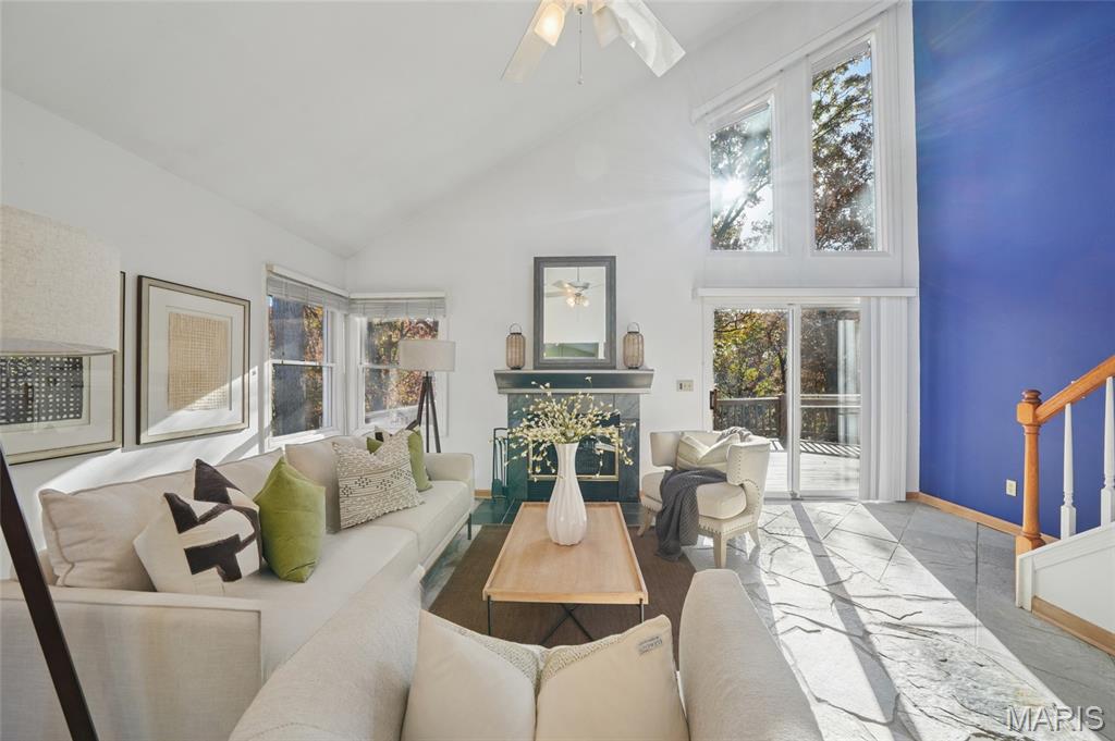 1512 Strawberry Glen Court