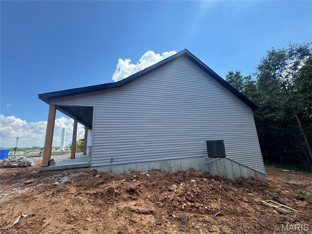 115 Hickory Heits Court