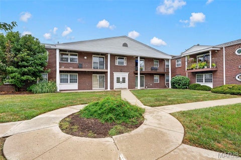 Tiny photo for 10315 Forest Brook Lane #F, St Louis, MO 63146 (MLS # 26054782)