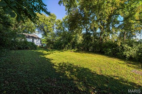 Tiny photo for 546 Holland Avenue, Webster Groves, MO 63119 (MLS # 25065907)