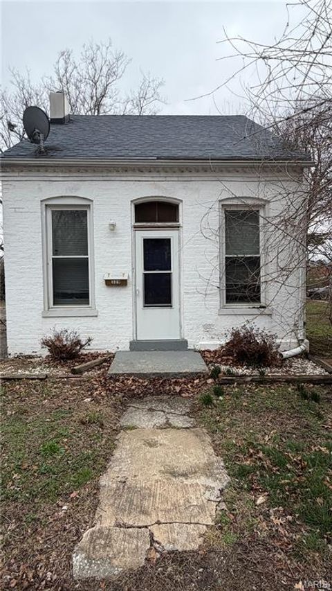 329 N 9th Street Belleville IL 62220