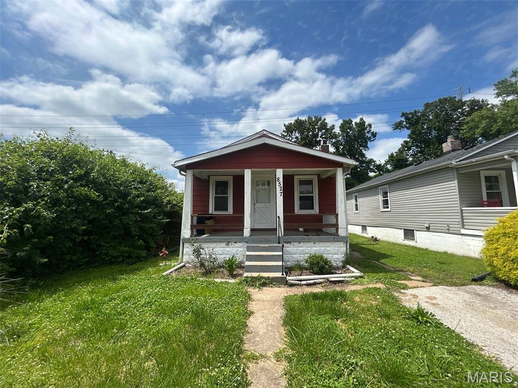 Photo 1 of 16 — 8527 Kempland Place, St Louis, MO 63132