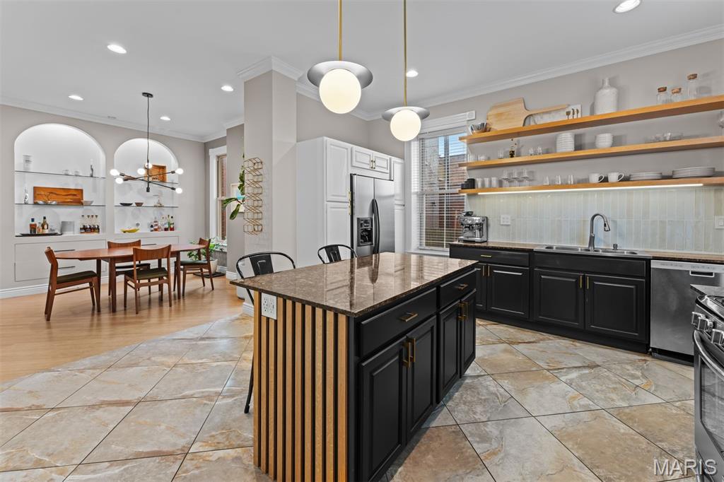 Lynch Add - Residential